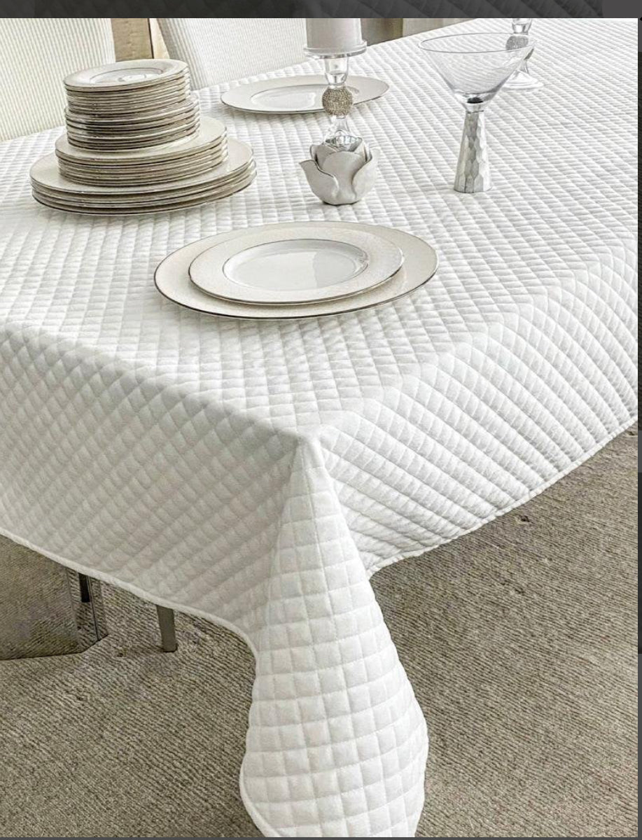 Quilted tablecloth