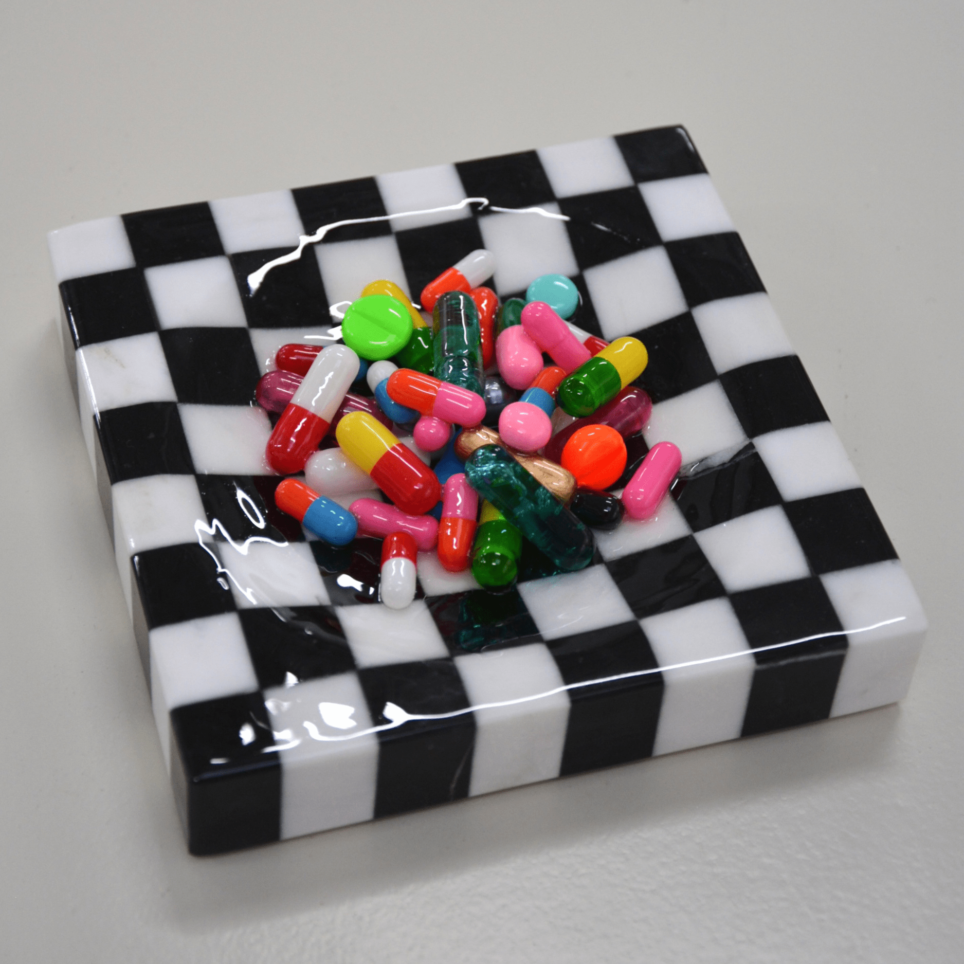 PHARMACY HEIST TRAY