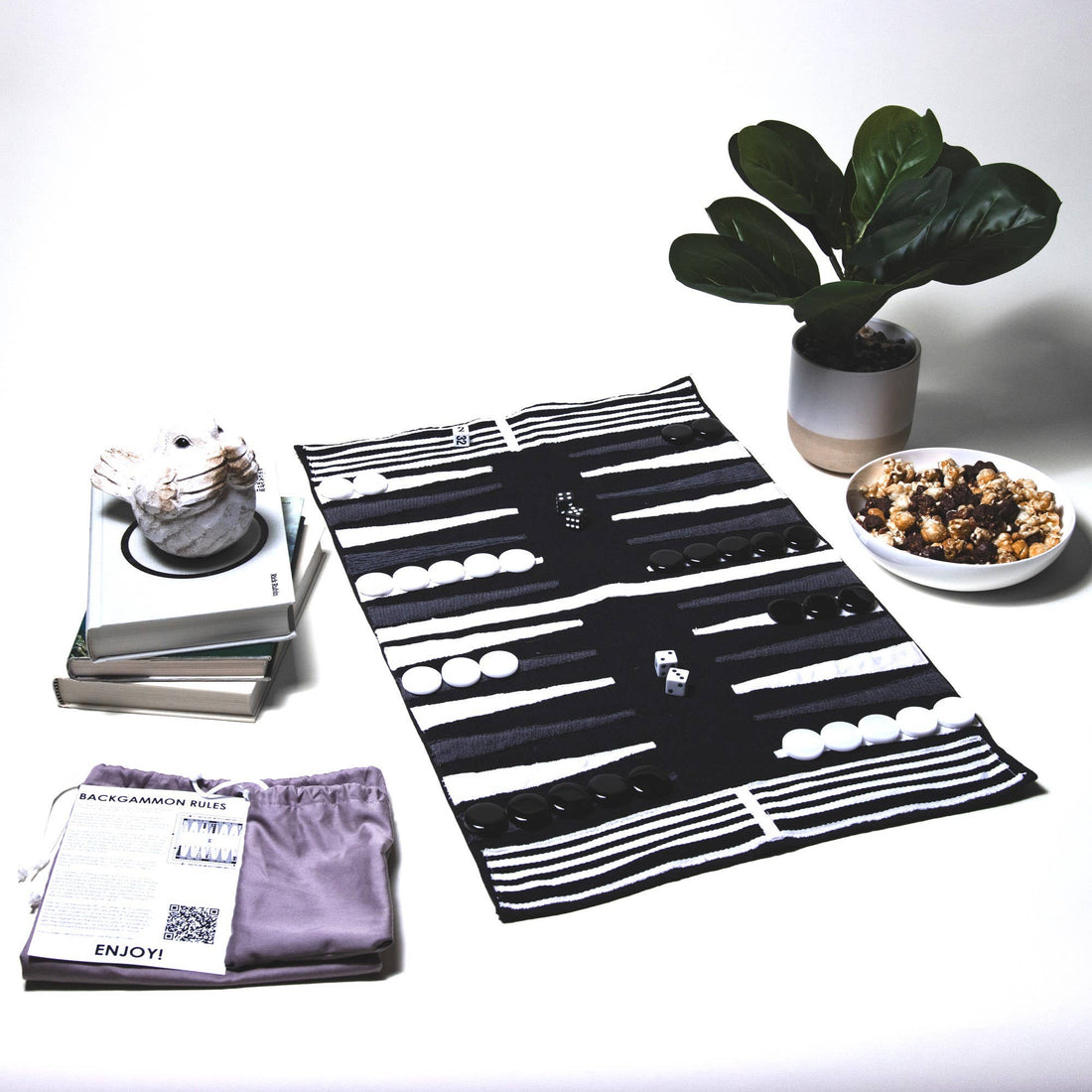 Black &amp; White Stripe Outdoor/Travel Backgammon Set: Plastic