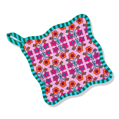 Light Pink Pot Holder &amp; Oven Mitt