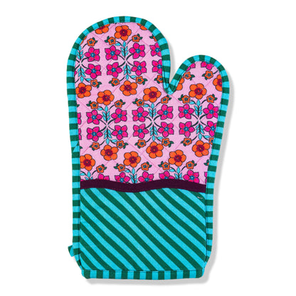Light Pink Pot Holder &amp; Oven Mitt