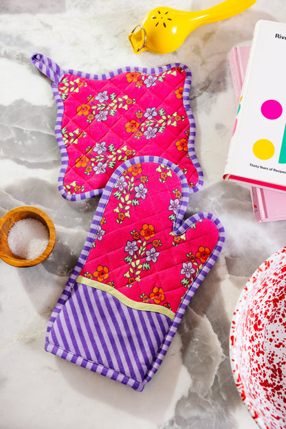 Fuchsia Pot Holder &amp; Oven Mitt