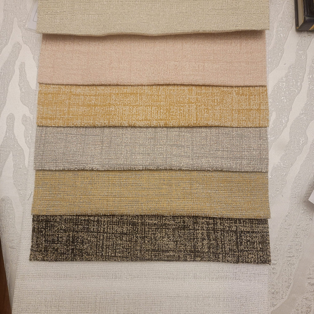 Spring /summer burlap tablecloth