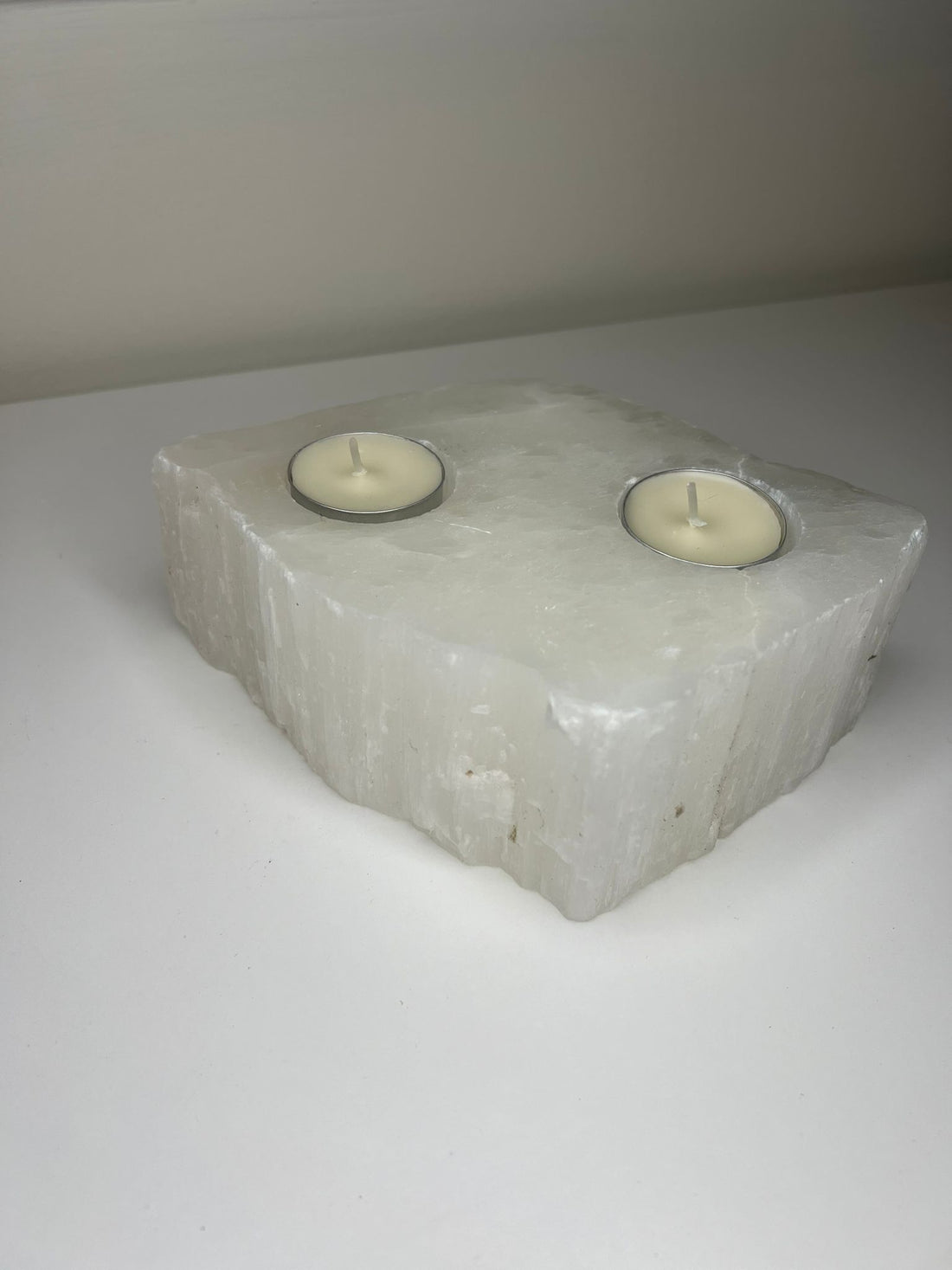 Raw Edge Selenite
Double Tea Light
Holder