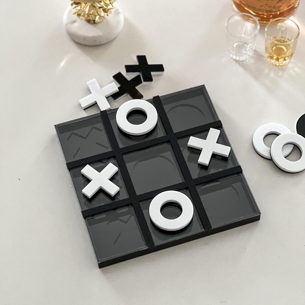 Lucite Black &amp; White Tic Tac Toe Game
