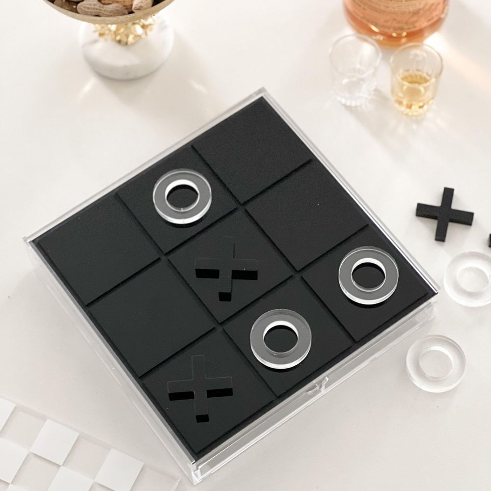 Lucite Black &amp; White Tic Tac Toe Game