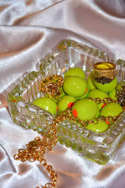 OLIVE ELEGANCE