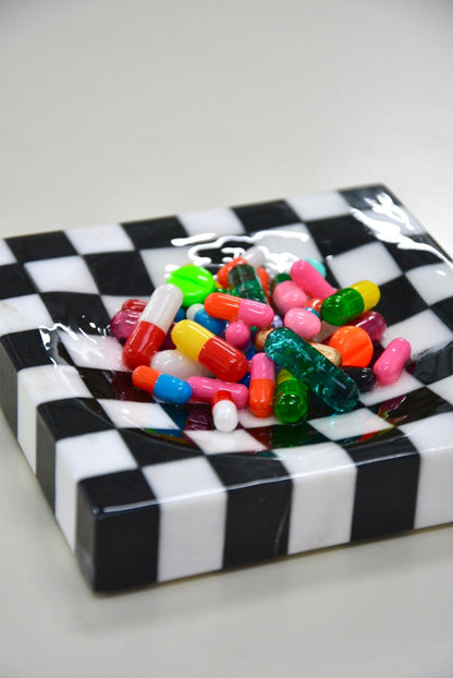 PHARMACY HEIST TRAY