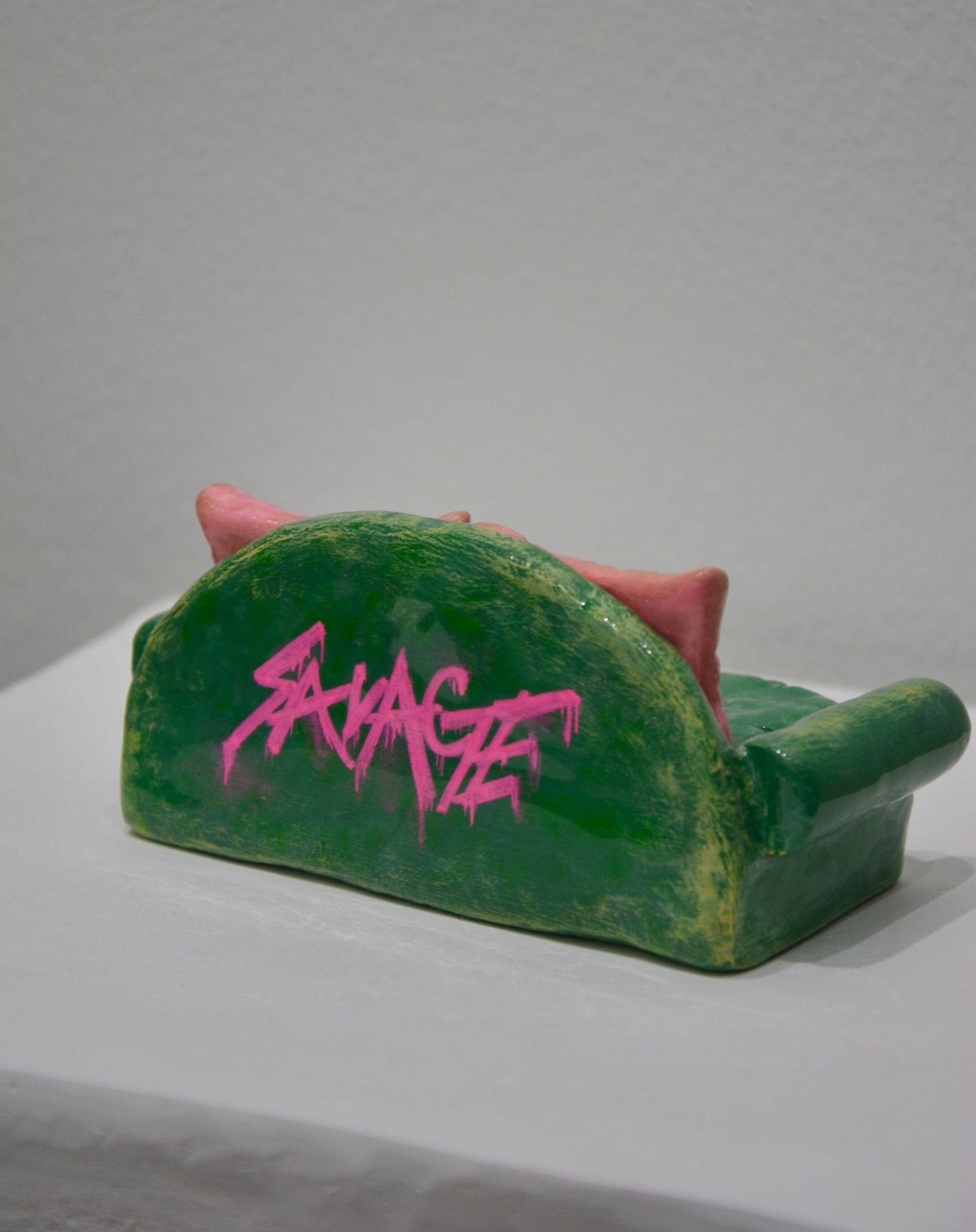 SAVAGE GRAFFITI COUCH