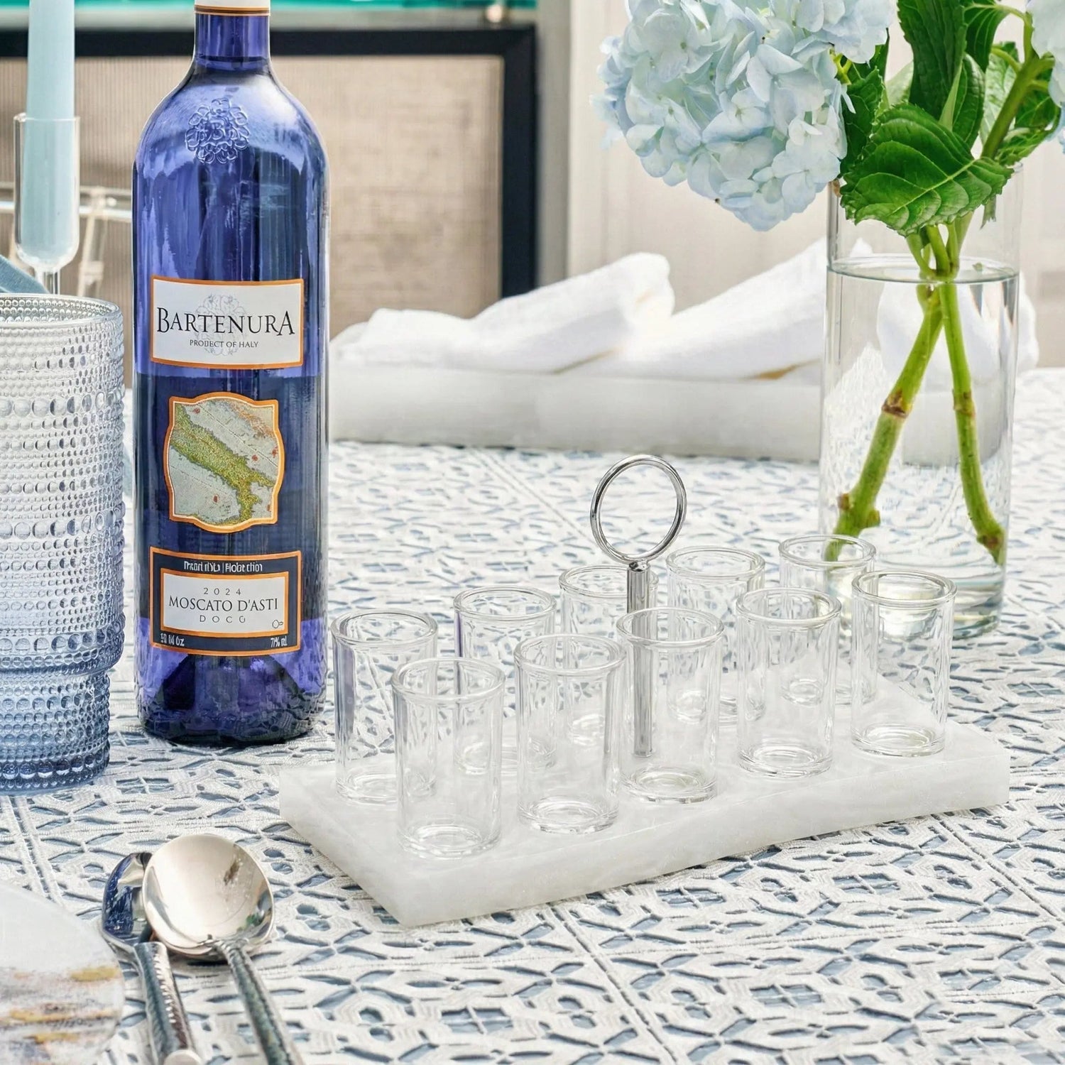 Resin Curve Liquor Set